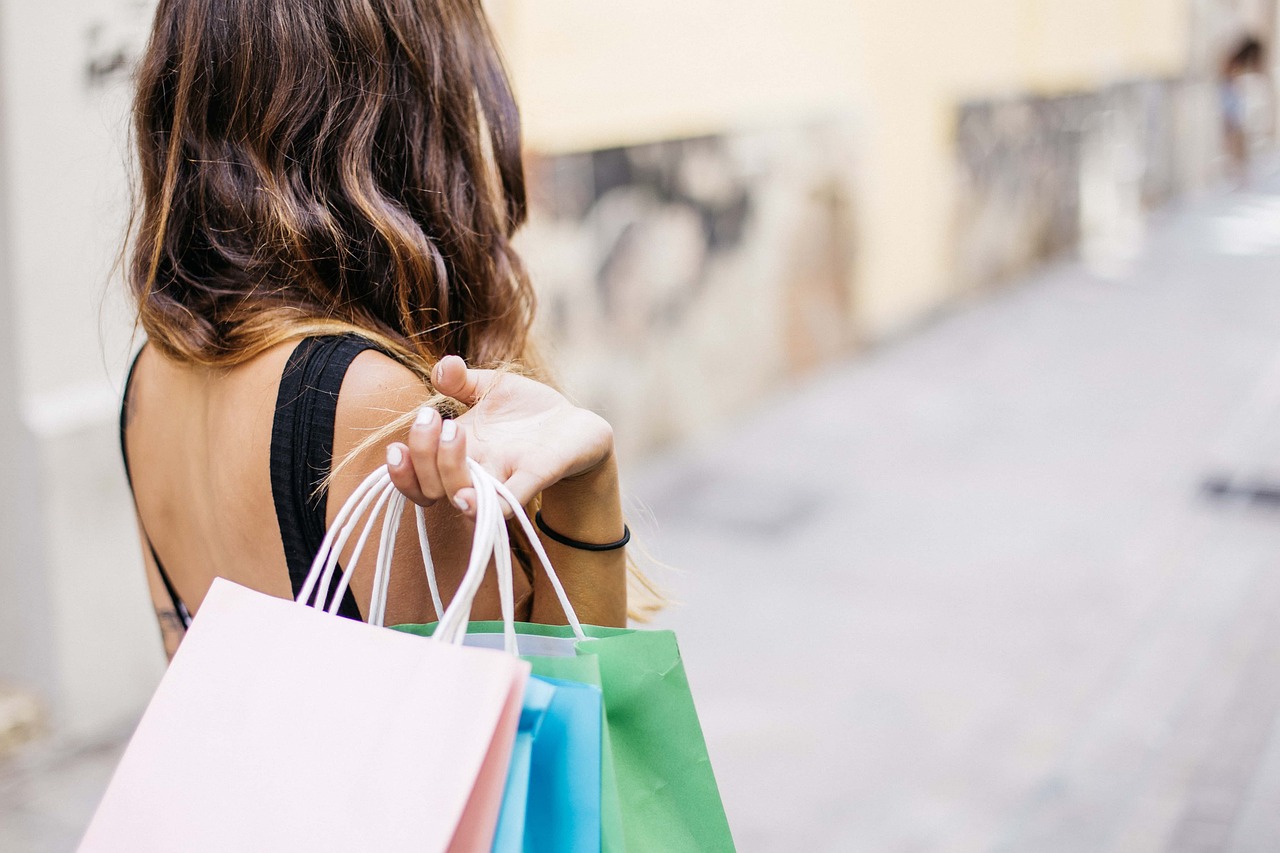 SALDI ESTIVI 2025, DAL 5 LUGLIO SI PARTE